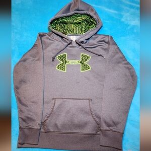 Under Armour Ladies Hoodie. Size Large, Grey in color.